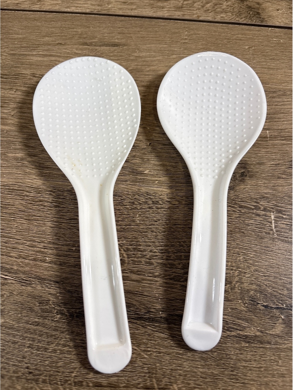 Set of 2 White Plastic Rice Spoons with Textured Heads